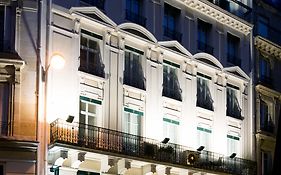 Queens Hotel